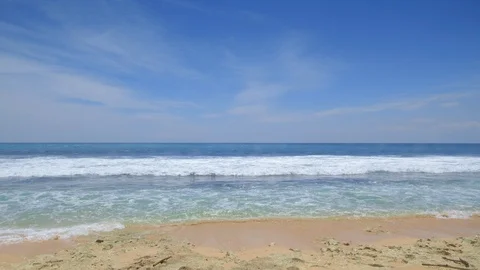Panoramic view of sea during high tide waves on rocky beach 動画素材 114988990