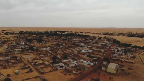 Panoramic view of a settlement in Mauritania. settlement in Mauritania. Settl Stock Footage 137492799
