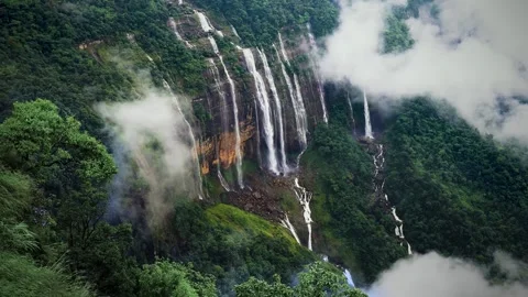 Panoramic View of Seven Sisters Waterfall in Meghalaya, Multiple Cascades F.. Video stock 341112103