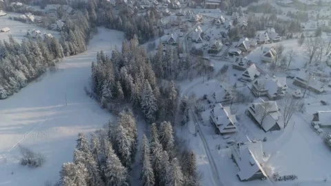 Panoramic View Of The Snow Capped Town Of Zakopane At The Foot Of The Vidéo 155317573