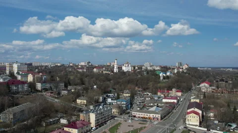 Panoramic view of the spring city Vidéo 183945651