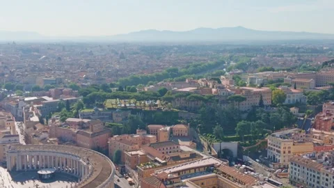 Panoramic View of St. Peter's Square, Castel Sant'Angelo and Rome Skyline f.. 스톡 동영상 339863435