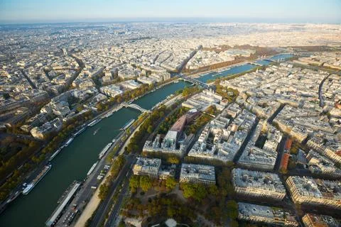 Panoramic view of summer Paris 库存照片