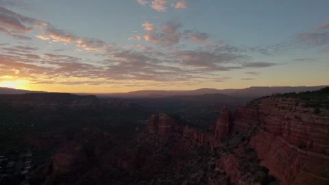 Panoramic View of Sunset over Sedona's Red Rocks Stock Footage 323483501