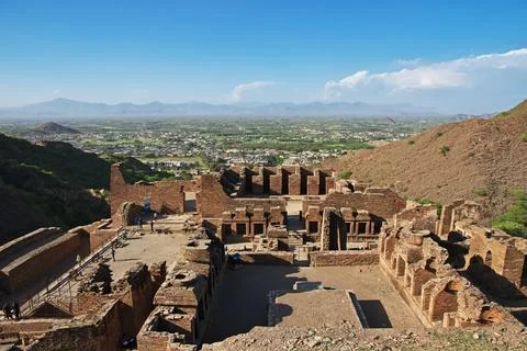 Panoramic view from Takht-i-Bahi buddhist monastery in Mardan, Pakistan Foto stock