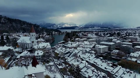 Panoramic View of Thun Castle and Lake 스톡 동영상 293868002