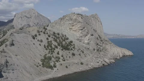 Panoramic view towards Green bay of Novy Svet, mountain Falcon Video stock 130841490