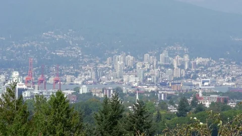 Panoramic view to Vancouver harbor. 動画素材 85077261