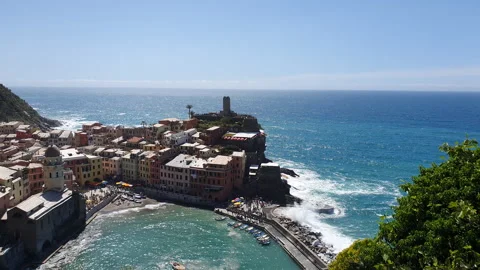 Panoramic view of Vernazza,  famous Cinque Terre village in Italy Stock Footage 244038544