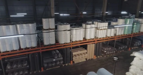 Panoramic view of a warehouse with synthetic winterizer, spanbond, non-woven Видео 119116446