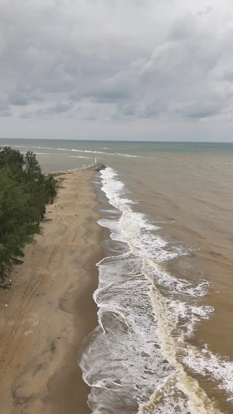 Pantai Senok Fly To Lighthouse Video stock 307132777