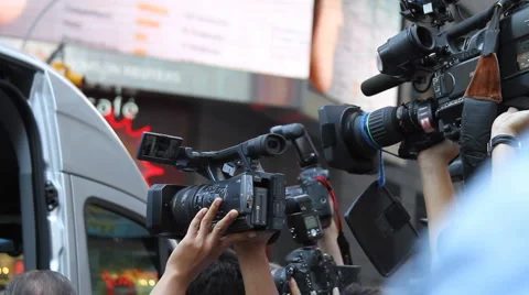 Paparazzis and Reporters in action Stock Footage 2552063