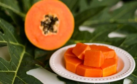 Papaya fruit Stock Photos