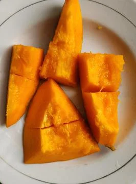 Papaya fruit is very suitable for improving digestion Stock Photos