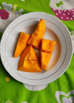 Papaya fruit is very suitable for improving digestion Stock Photos
