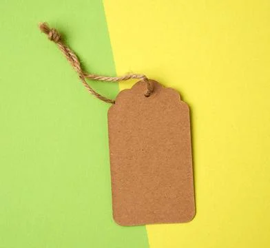 Paper brown rectangular price tag on a rope empty paper brown rectangular ... 写真素材