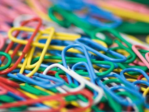 Paper clips close up Stockfoto's
