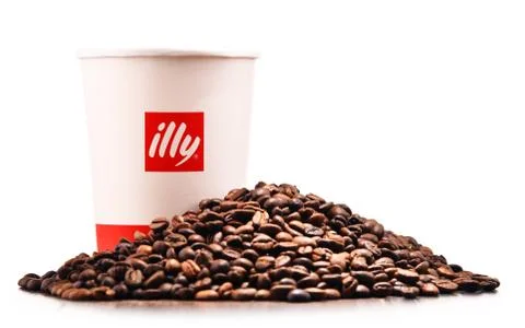 Paper cups of Illy coffee Foto stock