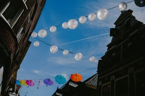 Paper lanterns on the sky background Foto stock