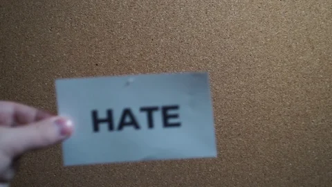 Paper note on the pin board Stock-Footage 98365842