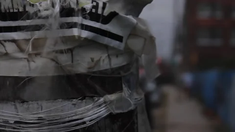 Paper Pamphlets Flowing in Wind on Streets of Philadelphia 库存影片 169021888