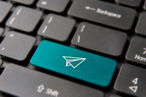 Paper plane button for creative business message 스톡 사진