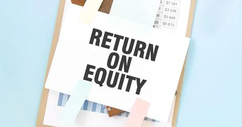 Paper plate with text take RETURN ON EQUITY.. Diagram, notepad and blue bac.. Stock Photos
