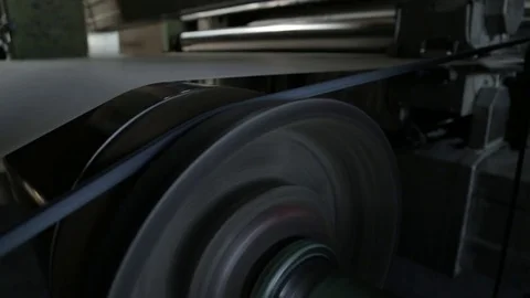 Paper rolling machine 動画素材 72857148