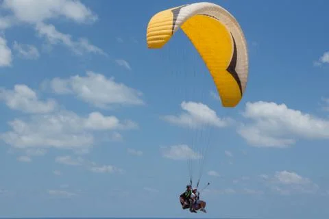 Para-gliding flight. 写真素材