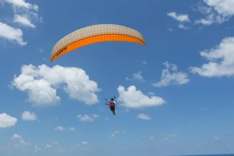 Para-gliding flight. 写真素材