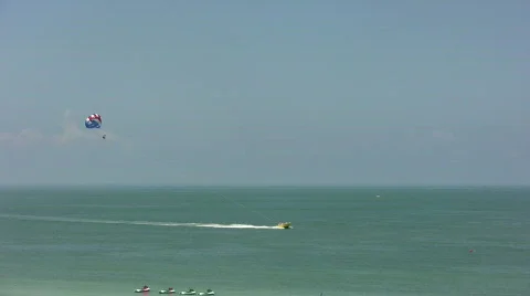 Para sailing in Michigan Stock Footage 862600