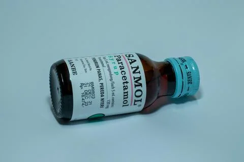 Paracetamol syrup Stock Photos