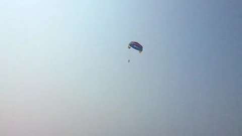 Parachute 動画素材 154328617