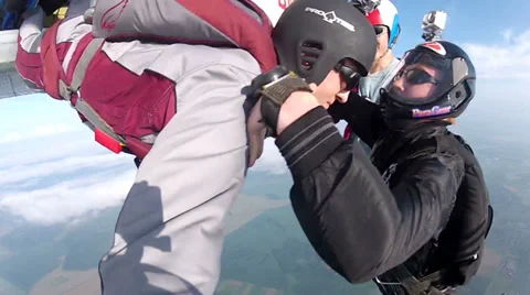 Parachute jump Stock-Footage 38385728