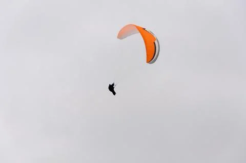 Parachute in the sky Fotos de archivo