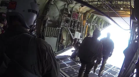 Parachuting Tandem Tethered Training 動画素材 42177063