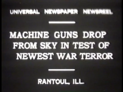 A parachuting technique developed by Master Sergeant Erwin H. Nichols, Stockbeeldmateriaal 75330697