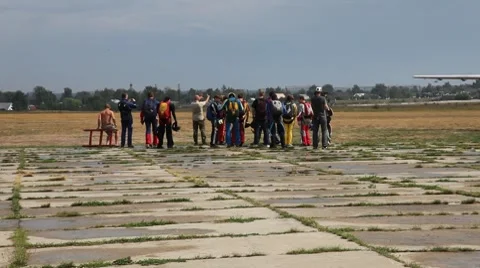 Parachutists 库存影片 8658112