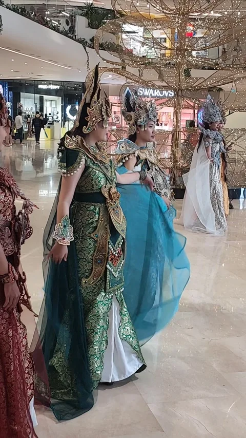 This is Parade of the Goddesses, performed at Icon Mall Sanur, Bali. Stock Footage 309292873