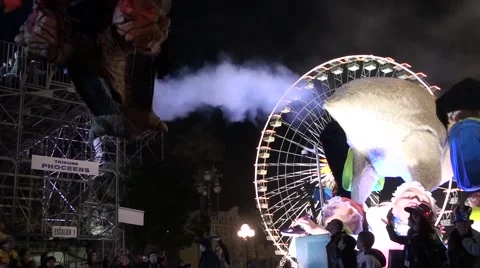 Parade of tanks the night in the middle of the crowd in the carnival of Nice Stock Footage 52775718