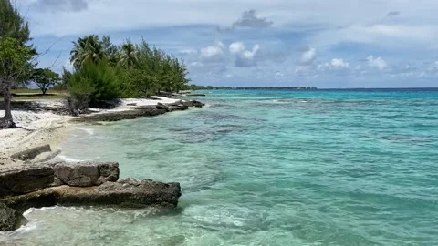 Paradise beach in Rangiroa Stockbeeldmateriaal 344427454