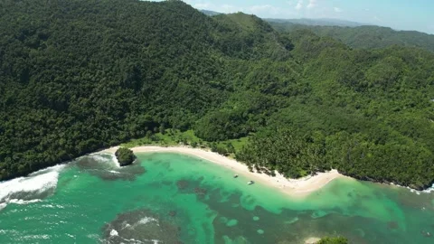 Paradise View of Ocean, Beach, and Mountains-19 스톡 동영상 322130712