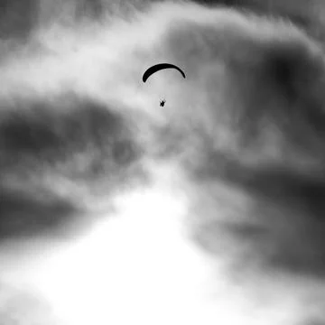 Paraglider alone in the sky 스톡 사진