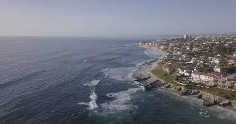 Paraglider over La Jolla's beaches Stock Footage