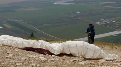 Paraglider preparation for take Stock Footage 54075690