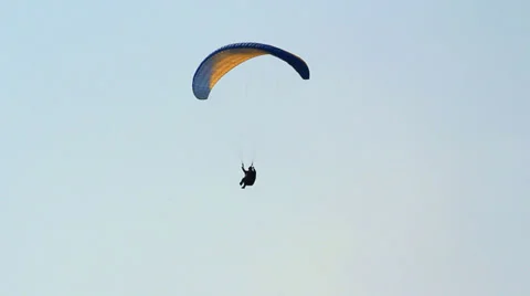 PARAGLIDER AT THE SKY 動画素材 32143057