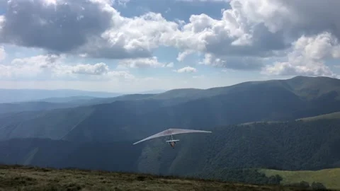 Paragliders fly in the sky on a parachute. Active hobby. Skydiving Vidéo 146774897