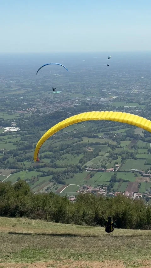 Paragliders Stock-Footage 345745376