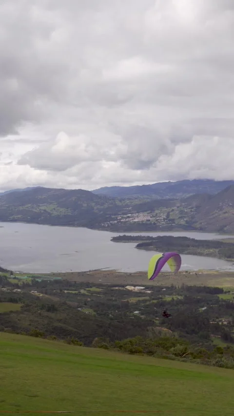 Paragliding 01 Video stock 217542284