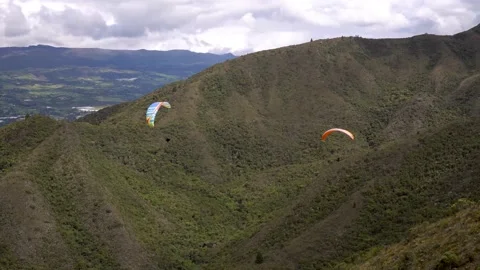 Paragliding 03 Horizontal Video stock 209582831